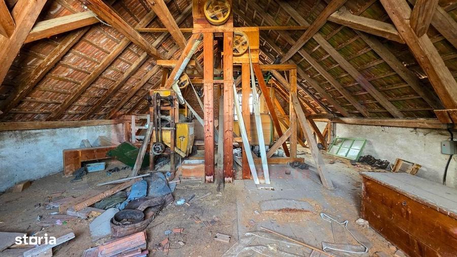 Casă cu 3 camere cu Teren 443 Mp în Poiana Sibiului