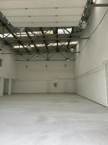 Spațiu industrial, de 500 mp, în Ștefăneștii de Jos
