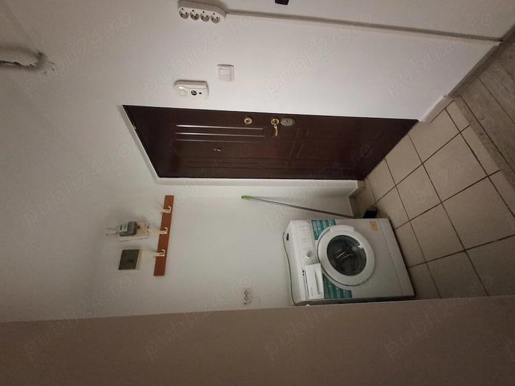Garsonieră decomandată în Berceni
