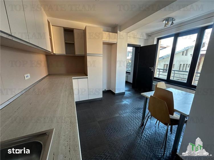 Apartament cu 3 camere decomandat în Bucureștii Noi