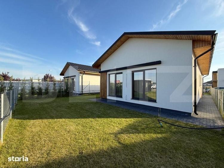 Casă cu 3 camere în Sub Coastă