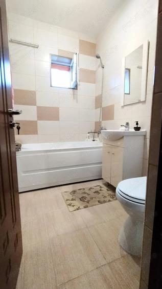 Apartament cu 3 camere decomandat în Colentina
