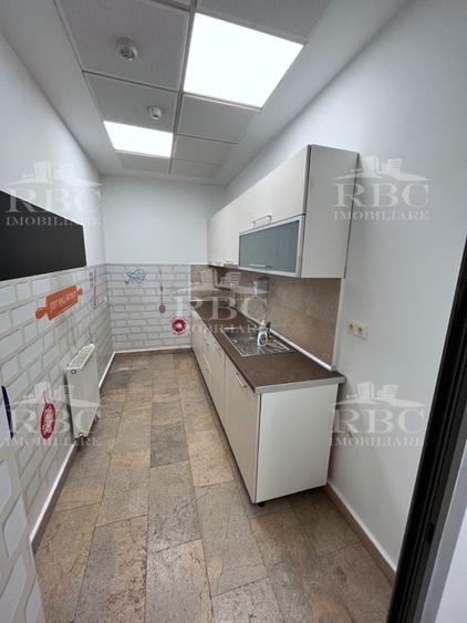 Birou, de 3,853 mp, în Semicentral