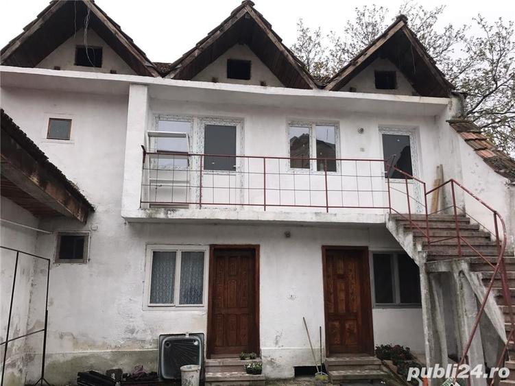 Casă cu 6 camere cu Teren 100 Mp în Caransebeș