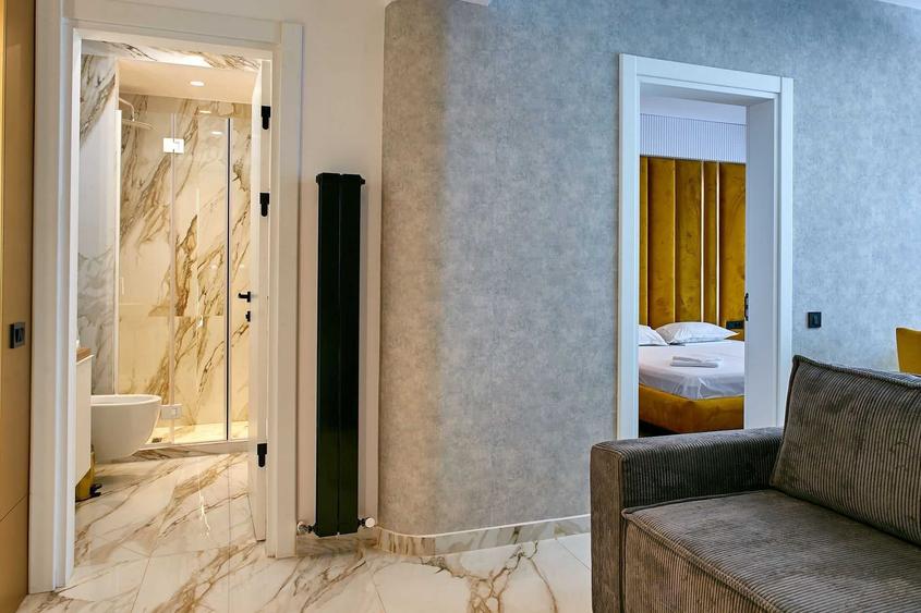 Apartament cu 2 camere decomandat în Central
