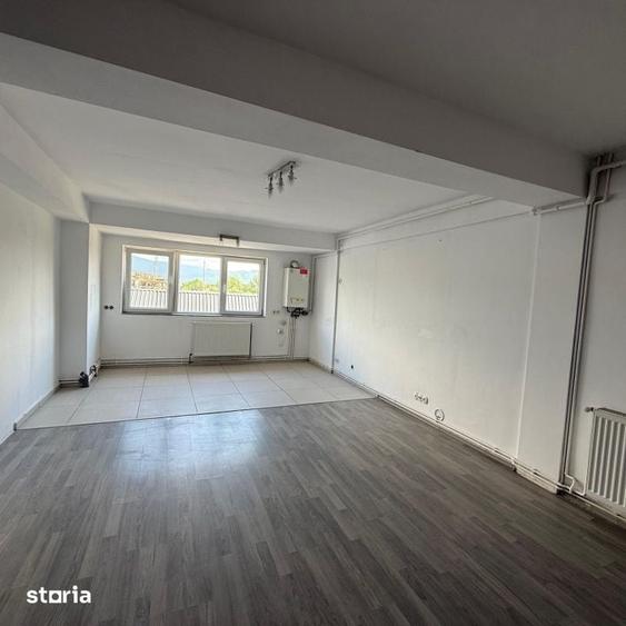 Apartament cu 4 camere în Gării
