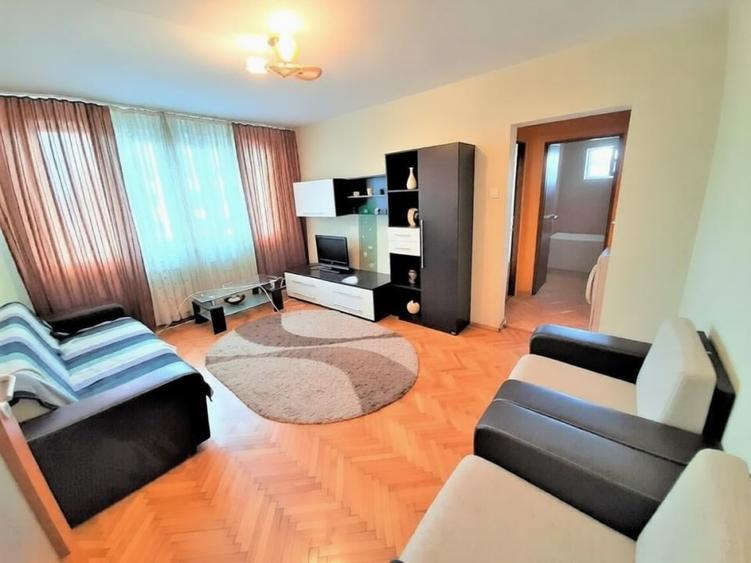 Apartament cu 2 camere semidecomandat, mobilat în Gheorgheni