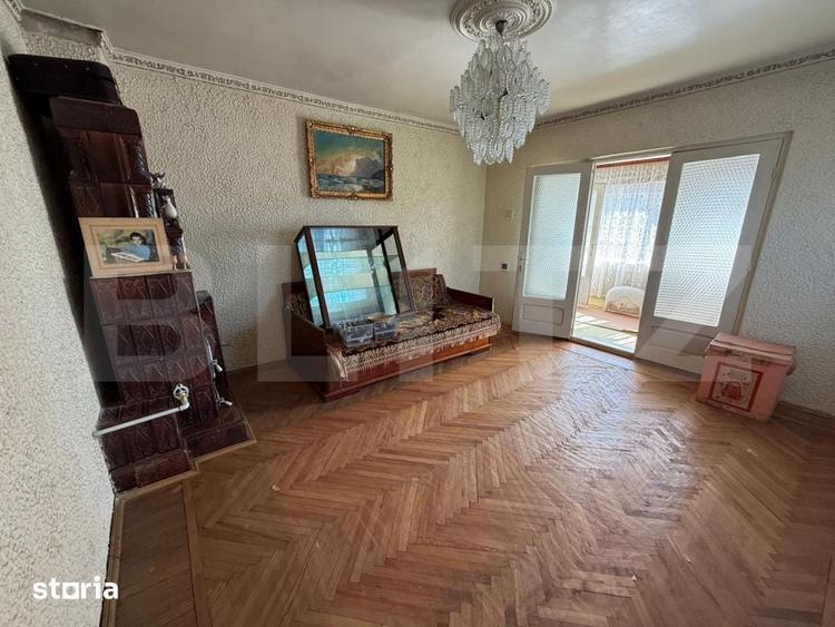 Casă cu 3 camere cu Teren 2800 Mp în Central