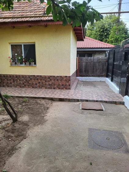 Casă cu 4 camere în Coiciu