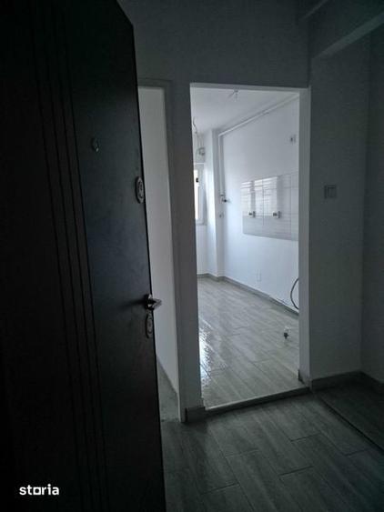 Garsoniera de vanzare, zona centrala - 1