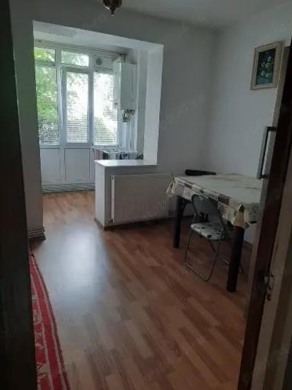 Apartament cu 2 camere decomandat în Centrul Civic