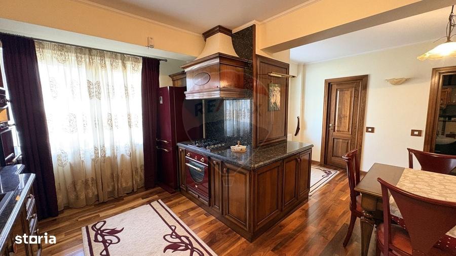 Apartament cu 3 camere în Central