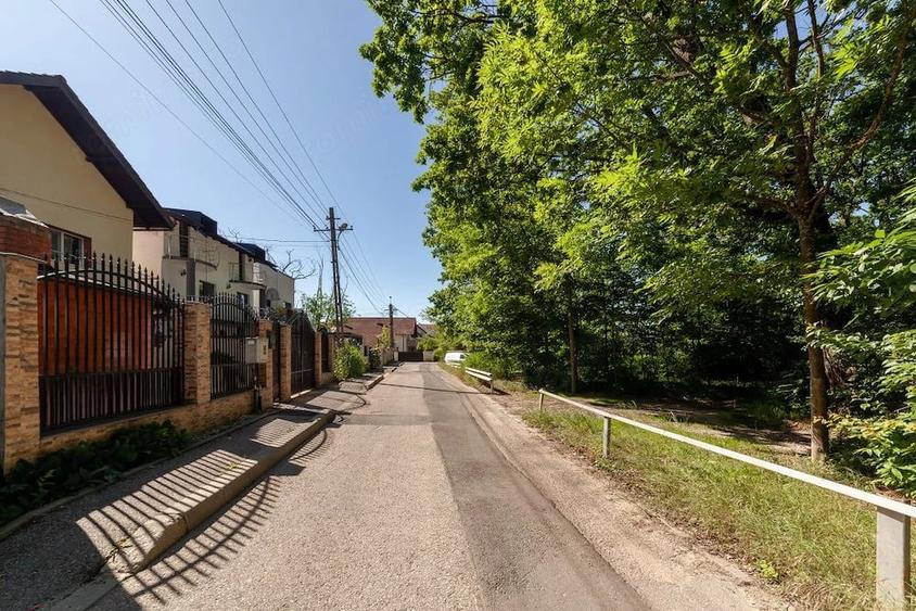 Casă cu Teren 198 Mp în Trivale