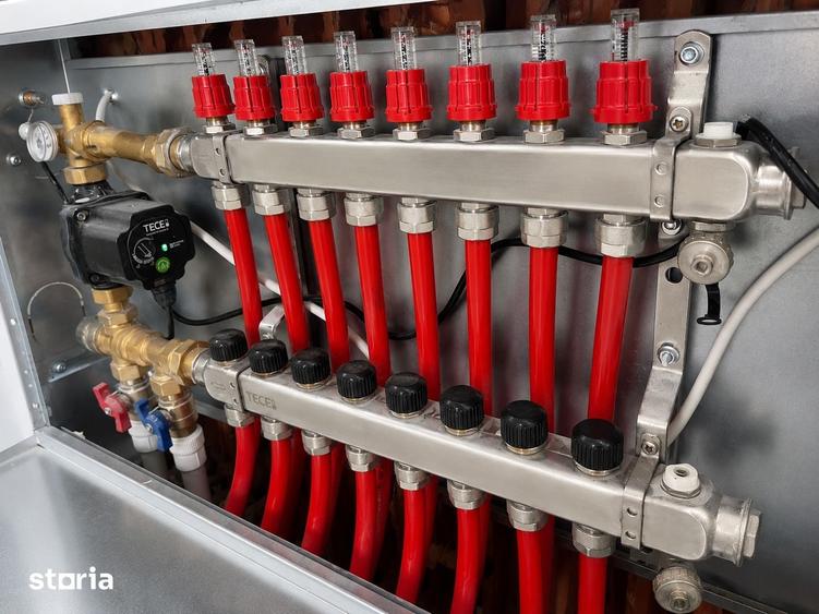 Casă cu 4 camere cu Teren 350 Mp în Crevedia