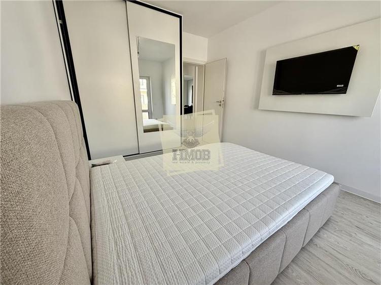Apartament cu 3 camere decomandat, mobilat în Exterior Sud