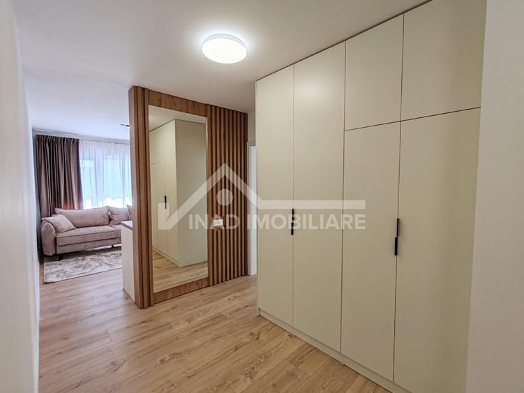 Apartament cu 3 camere semidecomandat, mobilat în Mărăști
