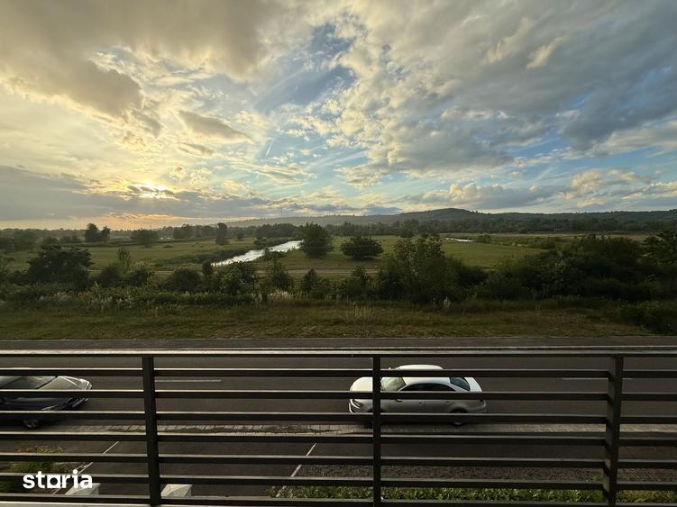 Casă cu 5 camere cu Teren 250 Mp în Tokai