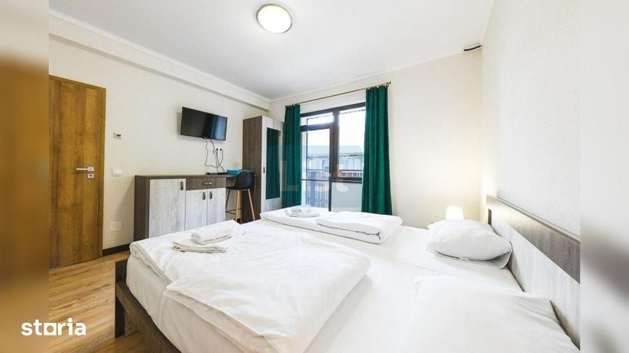 Casă cu 5 camere cu Teren 900 Mp în Călățele