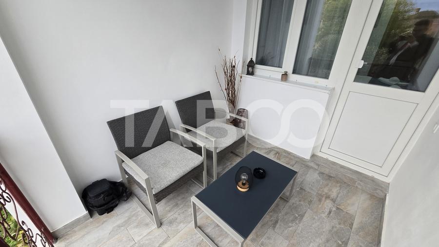 Apartament cu 3 camere decomandat, mobilat în Calea Poplăcii