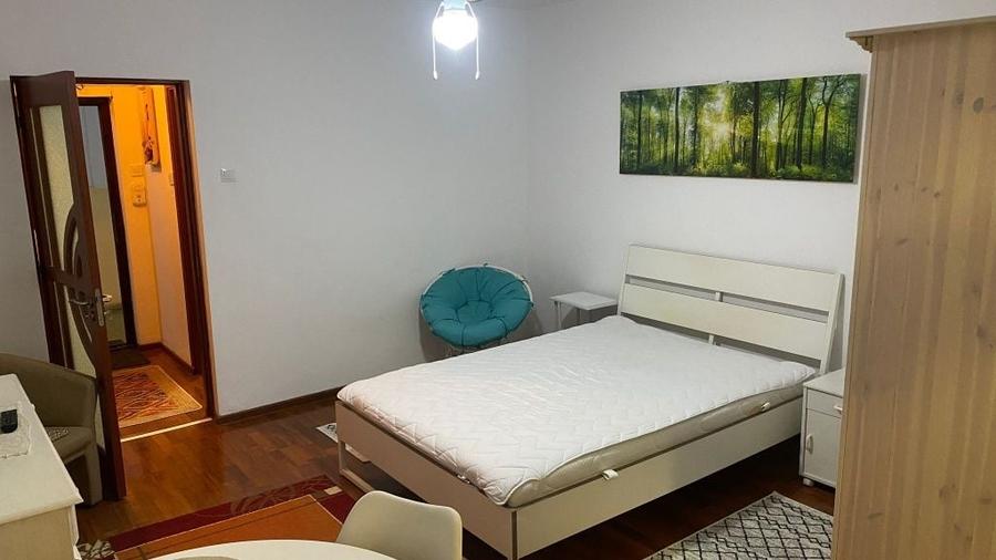 Inchiriez garsoniera pe str.aluminei nr.70 Bl D3 din Oradea - 6