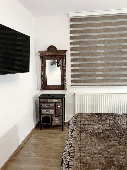 Apartament cu 3 camere decomandat, mobilat în Centrul Istoric