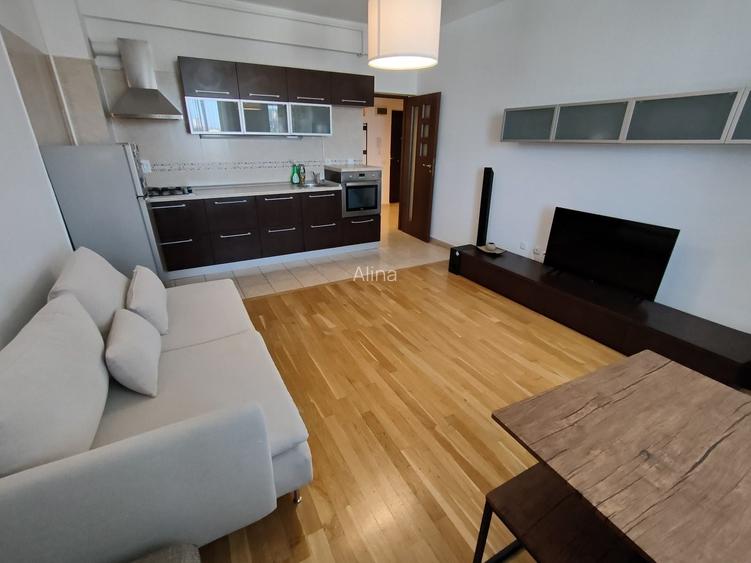 Apartament 2 camere/ Cartier Latin/ Centrala proprie/ Loc de parcare
