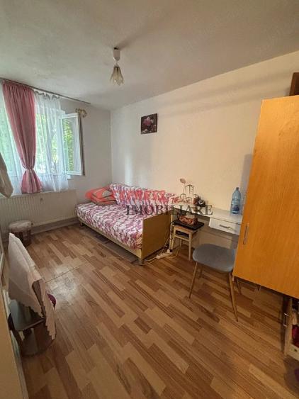 Garsonieră semidecomandată în Vitan