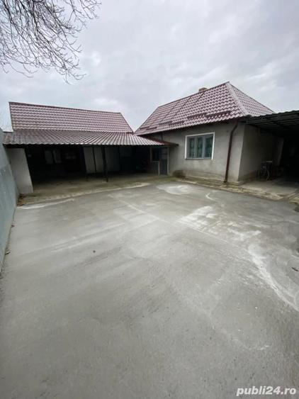 Casă cu 5 camere în Livada