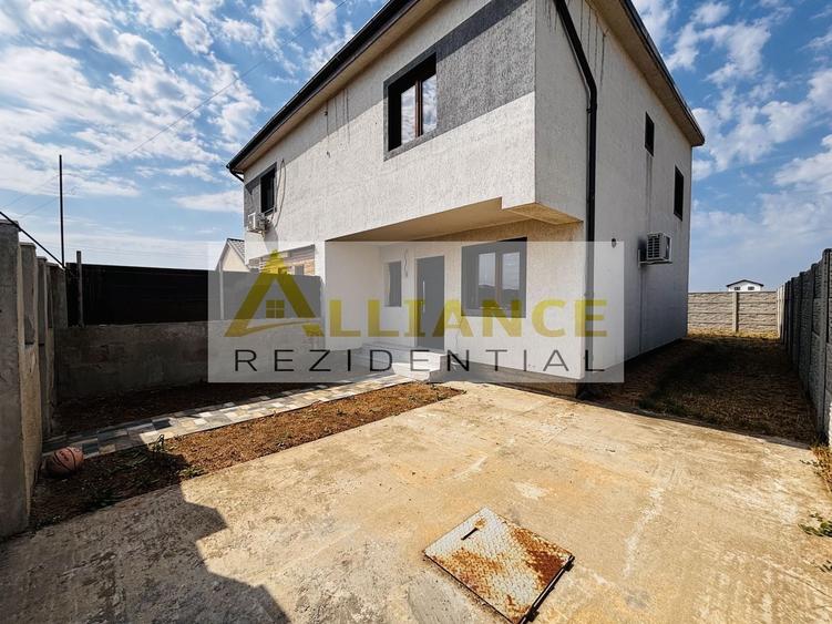 Duplex cu 3 camere cu Canalizare în Berceni