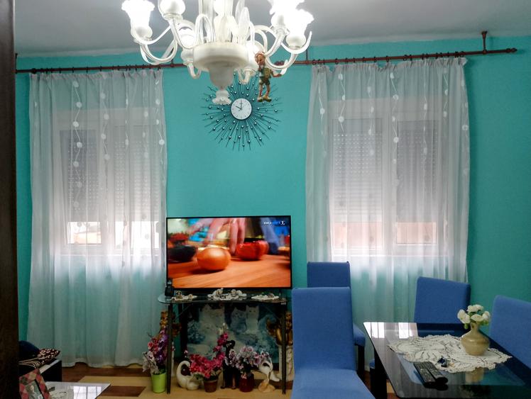 Casă individuală cu 2 camere cu Canalizare în Traian