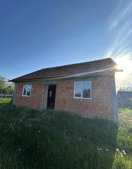Casă cu Teren 1400 Mp în Central