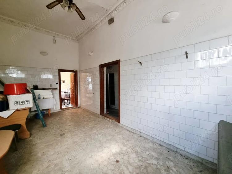 Casă cu 5 camere cu Teren 289 Mp în Țiglina 1
