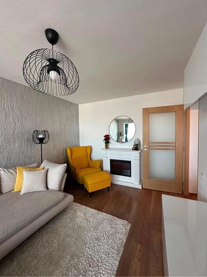 Apartament cu 3 camere decomandat în Dacia