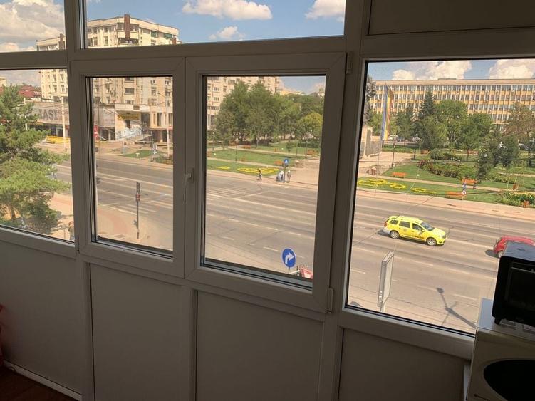 Apartament cu 2 camere în Piața Unirii