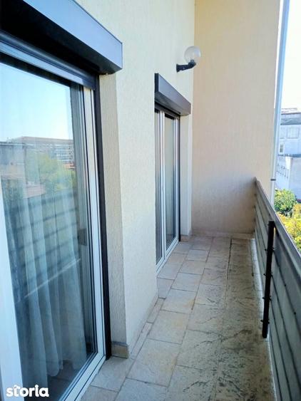 Apartament cu 3 camere în Cantemir