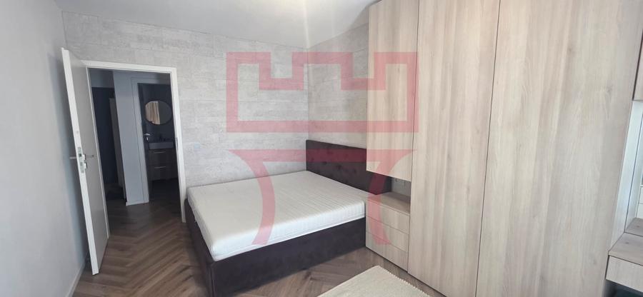 Apartament cu 2 camere semidecomandat, mobilat în Semicentral
