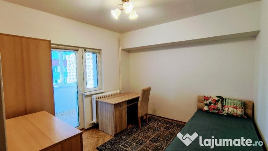 Apartament cu 4 camere decomandat, mobilat în Aviatorilor