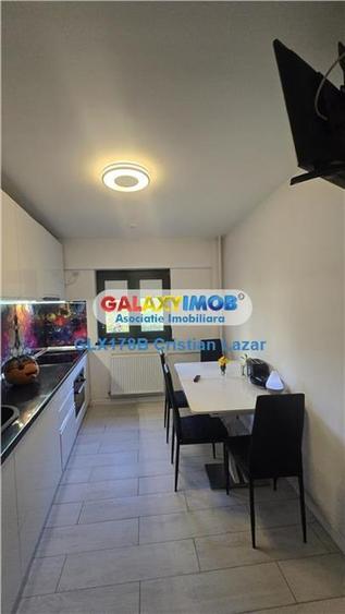 Apartament cu 4 camere semidecomandat, mobilat în Crângași