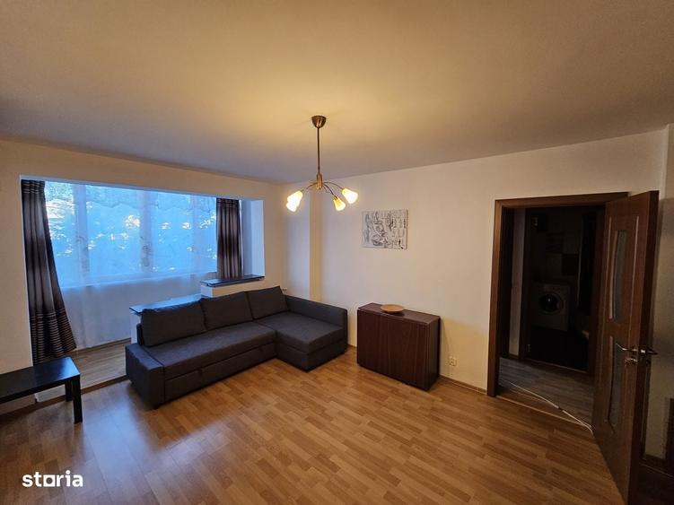 Apartament cu 2 camere semidecomandat în Cantemir