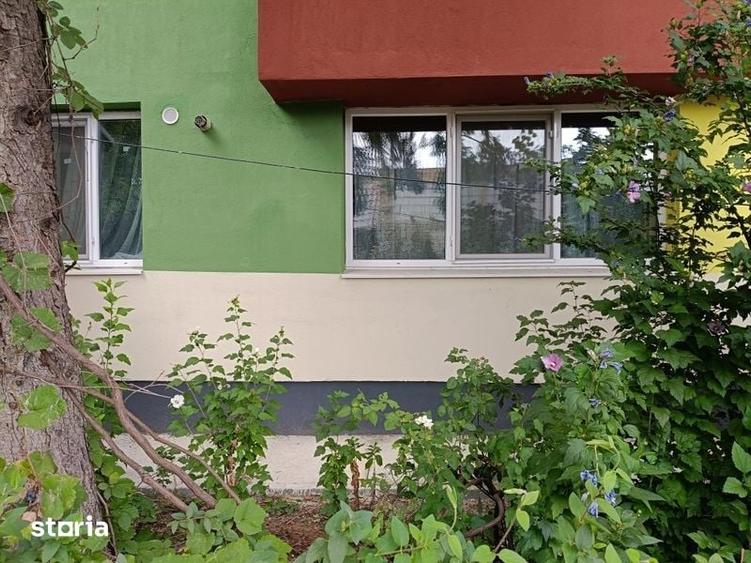 Apartament cu 2 camere semidecomandat în Cuza Vodă
