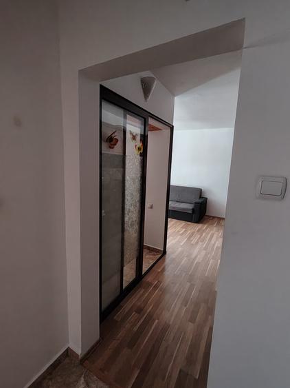 Apartament cu 2 camere semidecomandat în Dristor
