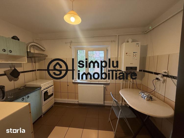 Apartament cu 3 camere decomandat în Lăpuș Argeș