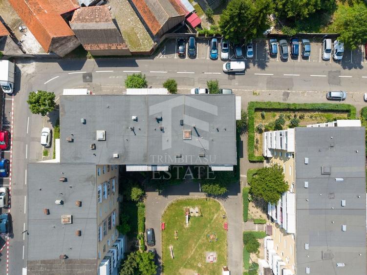Apartament cu 3 camere decomandat, mobilat în Electroprecizia