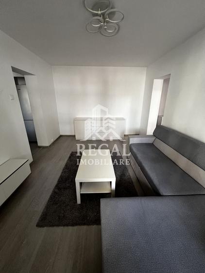 Apartament cu 2 camere decomandat, mobilat în Micro 4 — fotografia 2