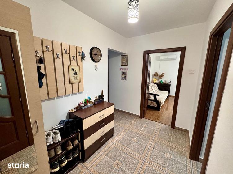 Apartament cu 3 camere, mobilat în Drumul Taberei