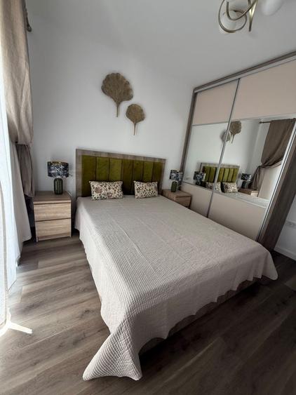 Apartament cu 2 camere semidecomandat în Vulturu