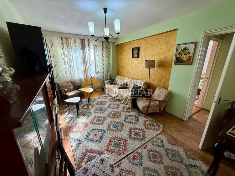 Apartament cu 2 camere semidecomandat, mobilat în Central