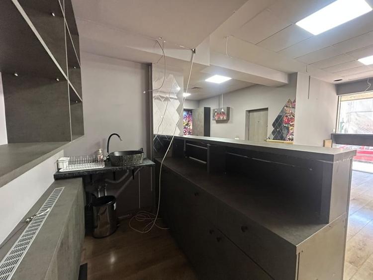 Spațiu comercial, de 82 mp, în Tomis Mall