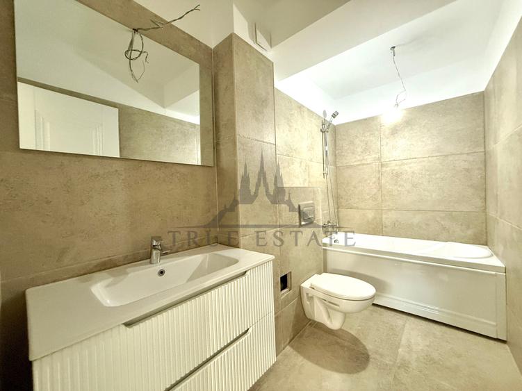 Apartament cu 3 camere decomandat în Moșilor