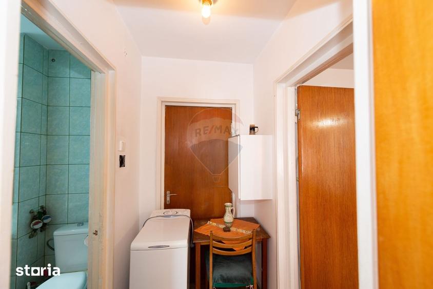 Apartament cu 3 camere, mobilat în Titan